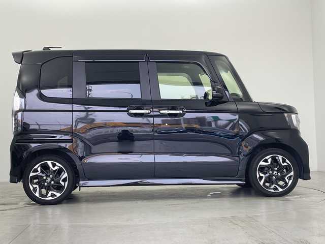 ホンダ Ｎ ＢＯＸ カスタム G L ターボ ホンダセンシング 愛知県 2020(令2)年 1.2万km クリスタルブラックパール 純正8型ナビ/・Bluetooth/・CD/DVD/・フルセグテレビ/バックカメラ/両側パワースライドドア/衝突軽減ブレーキ/レーンキープアシスト/コーナーセンサー/レーダークルーズコントロール/スマートキー/前方ドライブレコーダー/ETC/LEDヘッドライト