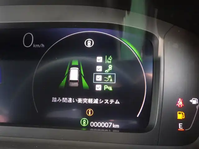 ホンダ ステップワゴン スパーダ eHEV 千葉県 2025(令7)年 0.1千km クリスタルブラックパール スパーダ　e:HEV　4CJ4AZ　11.4インチナビHonda CONNECTナビ LXM-247VFLi(317900円)/ホンダセンシング/・衝突軽減ブレーキ（CMBS）/・車線維持支援システム（LKAS）/・アダプティブクルーズコントロール（ACC）/・後方誤発進抑制機能/・誤発進抑制機能/・ブラインドスポットインフォメーション/パワーバックドア/両側パワースライドドア/ハーフレザーシート/前席シートヒーター/純正コネクトナビ/地デジTV/【DVD/CD再生機能　Bluetooth接続】/【Apple CarPlay　Android Auto対応】/バックカメラ/革巻きステアリング/ステアリングスイッチ/パドルシフト/LEDヘッドライト/フォグライト/ウインカーミラー/コーナーセンサー/純正16インチアルミホイル/サイド/カーテンエアバッグ/Honda スマートキー