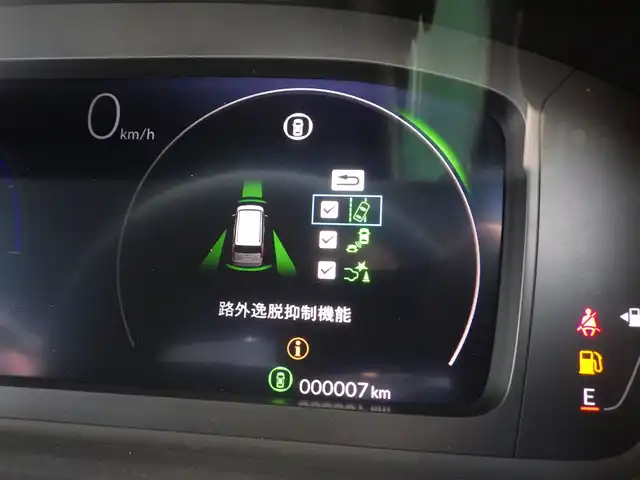 ホンダ ステップワゴン スパーダ eHEV 千葉県 2025(令7)年 0.1千km クリスタルブラックパール スパーダ　e:HEV　4CJ4AZ　11.4インチナビHonda CONNECTナビ LXM-247VFLi(317900円)/ホンダセンシング/・衝突軽減ブレーキ（CMBS）/・車線維持支援システム（LKAS）/・アダプティブクルーズコントロール（ACC）/・後方誤発進抑制機能/・誤発進抑制機能/・ブラインドスポットインフォメーション/パワーバックドア/両側パワースライドドア/ハーフレザーシート/前席シートヒーター/純正コネクトナビ/地デジTV/【DVD/CD再生機能　Bluetooth接続】/【Apple CarPlay　Android Auto対応】/バックカメラ/革巻きステアリング/ステアリングスイッチ/パドルシフト/LEDヘッドライト/フォグライト/ウインカーミラー/コーナーセンサー/純正16インチアルミホイル/サイド/カーテンエアバッグ/Honda スマートキー