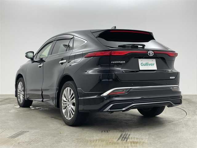 トヨタ ハリアー Z 岡山県 2020(令2)年 3.3万km ブラック モデリスタエアロ（F/S/R)/JBLプレミアムサウンド/パノラミックビューモニター/100V電源/置くだけ充電/純正１２．３インチディスプレイオーディオ/【ナビ/Bluetooth/フルセグTV/Carplay/USB】/合皮ハーフレザーシート/トヨタセーフティーセンス/　・プリクラッシュセーフティ/　・レーンディパーチャーアラート/　・レーダークルーズコントロール/　・アダプティブハイビームシステム/　・ロードサインアシスト/ビルトインＥＴＣ２．０/デジタルインナーミラー/ＬＥＤヘッドライト＆LEDフォグランプ/純正フロアマット/オートブレーキホールド/ブラインドスポットモニター/ISOFIX/ステアリングスイッチ/ヘッドアップディスプレイ/チルトステアリング/シートリフター/ウインカーミラー/ドアバイザー