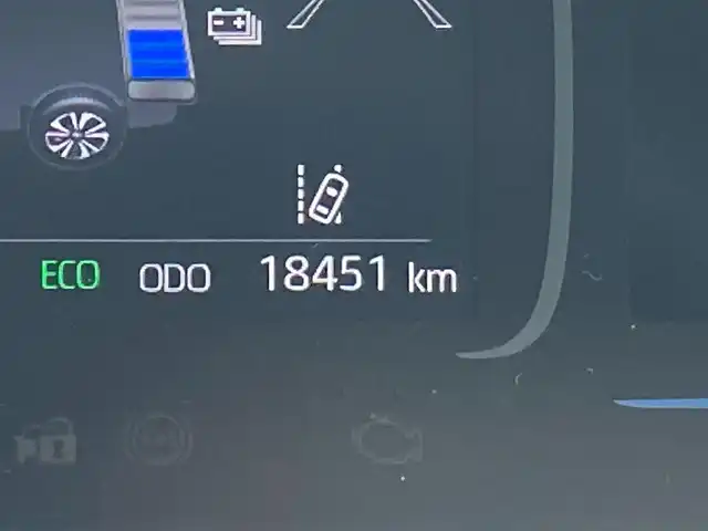 トヨタ アクア G 千葉県 2023(令5)年 1.9万km ブラックマイカ 純正メーカーOP10.5インチナビ/(フルセグTV BT FM AM)/バックカメラ/衝突被害軽減システム/車線逸脱警報/クルーズコントロール/横滑り防止装置/アイドリングストップ/LEDヘッドライト/オートライト/ウィンカーミラー/電動格納ミラー/シートリフター/プッシュスタート/スマートキー/フロアマット/ドアバイザー/スペアキー/取扱説明書/保証書