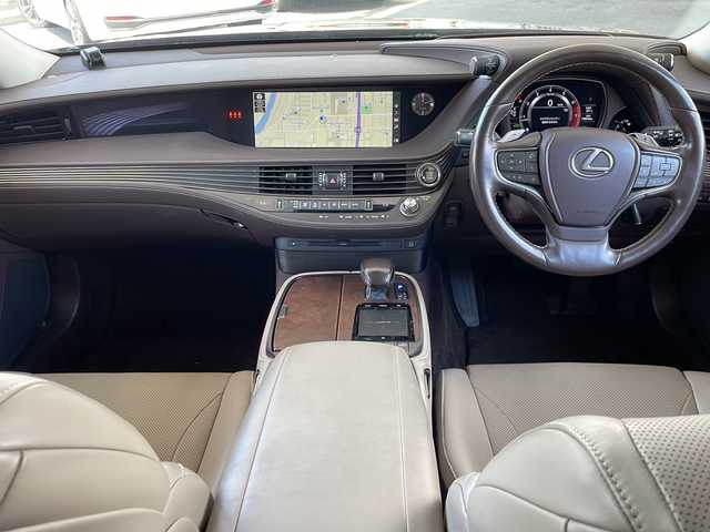 レクサス ＬＳ 500 Iパッケージ 京都府 2019(令1)年 7.9万km ディープブルーマイカ 純正ナビ/ドライブレコーダー/レクサスセーフティ/パノラミックビューモニター /レーンキープアシスト /レーダークルーズコントロール /BSM /３眼LEDヘッドランプ　　/クリアランスソナー　/メモリーパワーシート　/カードキー/スマートキー　　/Ｍｉｒａｃａｓｔ　/ＥＴＣ2.0（ビルトイン）/ＲＣＤ/オートマチックハイビーム/禁煙車/シートヒーター＆ベンチレーター/アイドリングストップ/サンルーフ/ベージュレザーシート/イージークローザー/電動リアゲート/フルセグTV/パドルシフト/ブレーキホールド