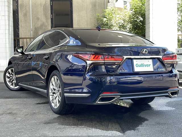 レクサス ＬＳ 500 Iパッケージ 京都府 2019(令1)年 7.9万km ディープブルーマイカ 純正ナビ/ドライブレコーダー/レクサスセーフティ/パノラミックビューモニター /レーンキープアシスト /レーダークルーズコントロール /BSM /３眼LEDヘッドランプ　　/クリアランスソナー　/メモリーパワーシート　/カードキー/スマートキー　　/Ｍｉｒａｃａｓｔ　/ＥＴＣ2.0（ビルトイン）/ＲＣＤ/オートマチックハイビーム/禁煙車/シートヒーター＆ベンチレーター/アイドリングストップ/サンルーフ/ベージュレザーシート/イージークローザー/電動リアゲート/フルセグTV/パドルシフト/ブレーキホールド