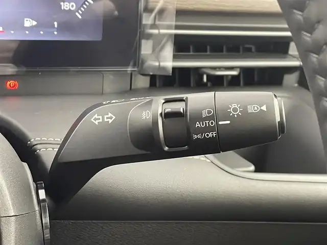 日産 セレナ e－パワー ハイウェイスター V 大分県 2025(令7)年 0.1千km パールⅡ 登録済未使用車/プロパイロット（ナビリンク機能付）/+プロパイロット緊急停止支援システム（SOSコール機能付）/+SOSコール/アラウンドビューモニター（移動物 検知機能付）/12.3型NissanConnectナビゲーション/・フルセグTV、BT対応、USB、AM/FM/・AppleCarPlay、AndroidAuto、HDMI/・AmazonAlexa/ステアリングスイッチ/後席モニター/両側電動スライドドア/ドライブレコーダー（前後セット）/インテリジェントルームミラー/ETC2.0/ワイヤレス充電器/電動パーキングブレーキ/オートホールド機能/オートライト/アダプティブLEDヘッドライト/LEDフォグ/純正16インチアルミホイール/保証書、取説、スペアキー有り