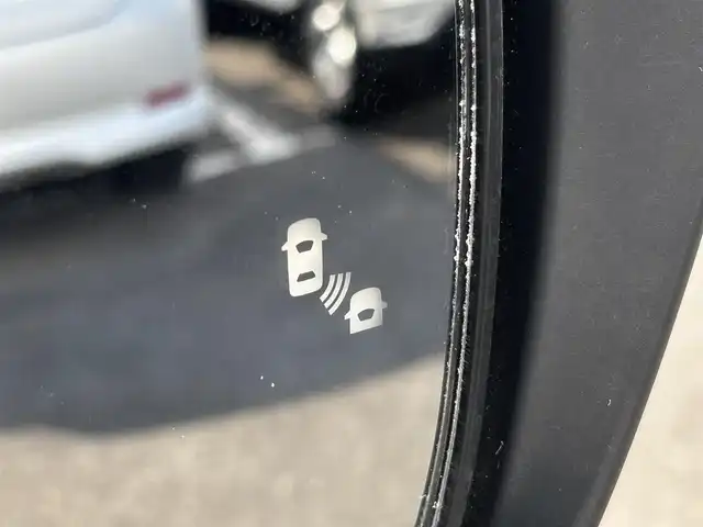 日産 セレナ ハイウェイスター V 大阪府 2021(令3)年 2.1万km ブリリアントホワイトパール ProPILOT 純正10incナビTV 360カメラ 後席モニター ETC 両側パワースライドドア 衝突軽減 レーダーC BSM クリアランスソナー リアオートエアコン ドラレコ