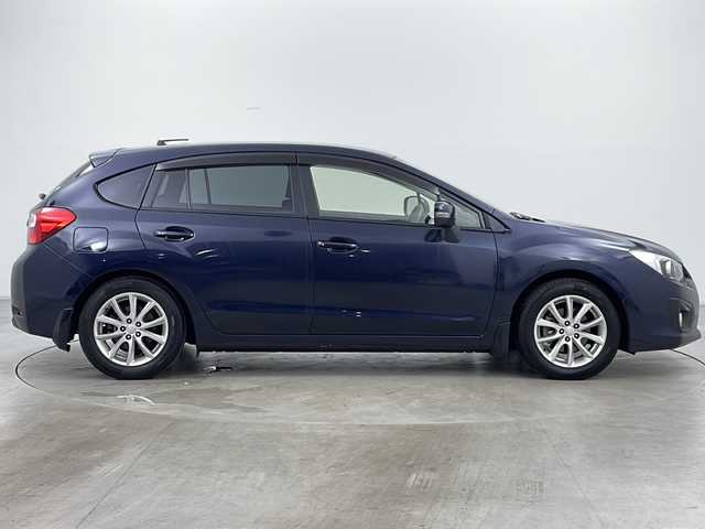 スバル インプレッサ スポーツ 2．0i アイサイト 道央・札幌 2012(平24)年 3.6万km ディープシーブルーパール ・4WD/・社外ナビ（AVIC-MRZ09）/・BT&ワンセグTV/・バックカメラ/・アイサイト/・クルーズコントロール/・パドルシフト/・アイドリングストップ/・ビルトインETC/・オートライト/・HIDライト/・プッシュスタート/・スマートキー/・スペアキー1本/・純正ドライブレコーダー