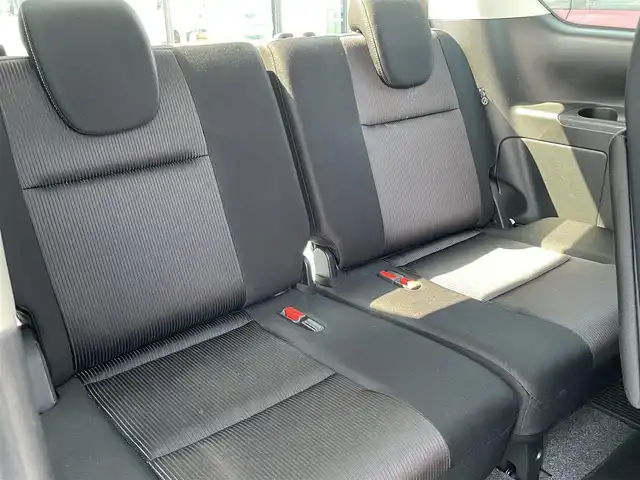 日産 セレナ ハイウェイスター プロパイロットED 愛知県 2016(平28)年 4.6万km ダイヤモンドブラック 純正9インチナビ〈MM516D-L〉/・Bluetoothオーディオ/・CD/DVD/Blu-ray/バックカメラ/純正フリップダウンモニター/ビルトインETC/プロパイロット/・レーダークルーズコントロール/・エマージェンシーブレーキ/・ステアリングアシスト/ミラー型ドラレコ/両側パワースラしイドドア/ビルトインETC/LEDヘッドライト/純正16インチAW/スタッドレス アルミSET有