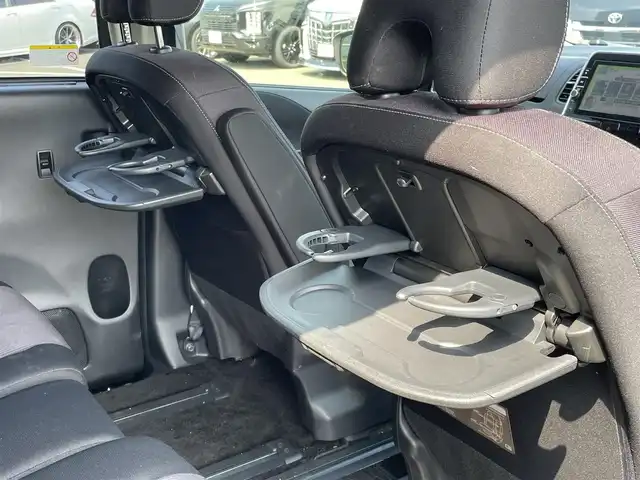 日産 セレナ ハイウェイスター プロパイロットED 愛知県 2016(平28)年 4.6万km ダイヤモンドブラック 純正9インチナビ〈MM516D-L〉/・Bluetoothオーディオ/・CD/DVD/Blu-ray/バックカメラ/純正フリップダウンモニター/ビルトインETC/プロパイロット/・レーダークルーズコントロール/・エマージェンシーブレーキ/・ステアリングアシスト/ミラー型ドラレコ/両側パワースラしイドドア/ビルトインETC/LEDヘッドライト/純正16インチAW/スタッドレス アルミSET有