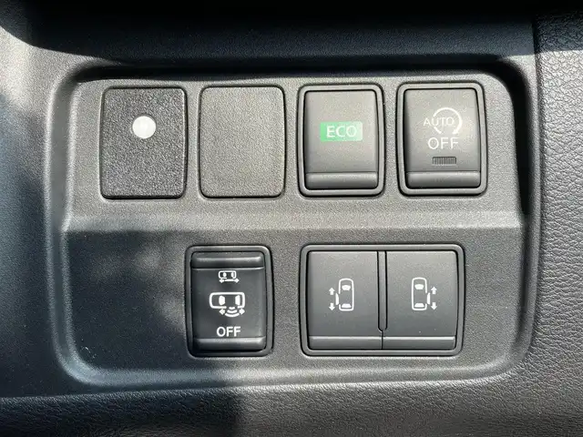 日産 セレナ ハイウェイスター プロパイロットED 愛知県 2016(平28)年 4.6万km ダイヤモンドブラック 純正9インチナビ〈MM516D-L〉/・Bluetoothオーディオ/・CD/DVD/Blu-ray/バックカメラ/純正フリップダウンモニター/ビルトインETC/プロパイロット/・レーダークルーズコントロール/・エマージェンシーブレーキ/・ステアリングアシスト/ミラー型ドラレコ/両側パワースラしイドドア/ビルトインETC/LEDヘッドライト/純正16インチAW/スタッドレス アルミSET有