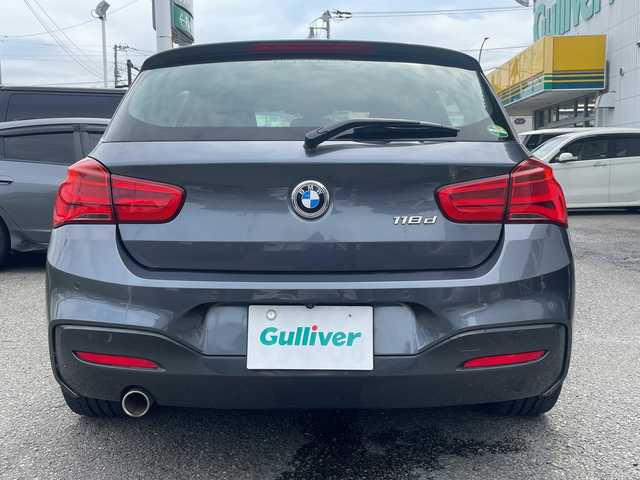 ＢＭＷ １１８ｄ 神奈川県 2016(平28)年 5万km ミネラルグレー ETC/電動格納ミラー/ステアリングリモコン/走行モード切替可能/オートライト/純正タイヤ空気圧センサー/プッシュスタート/純正LEDライト