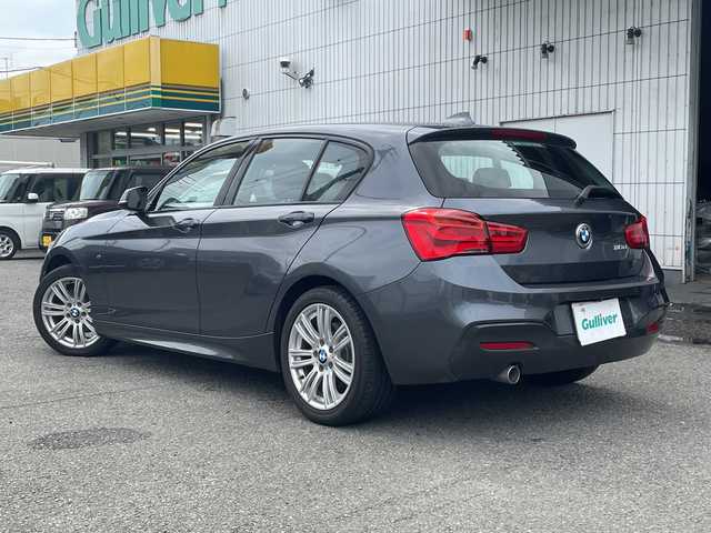ＢＭＷ １１８ｄ 神奈川県 2016(平28)年 5万km ミネラルグレー ETC/電動格納ミラー/ステアリングリモコン/走行モード切替可能/オートライト/純正タイヤ空気圧センサー/プッシュスタート/純正LEDライト