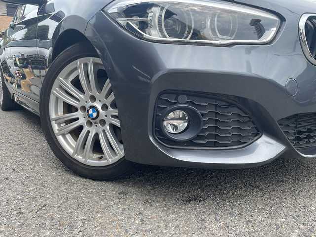 ＢＭＷ １１８ｄ 神奈川県 2016(平28)年 5万km ミネラルグレー ETC/電動格納ミラー/ステアリングリモコン/走行モード切替可能/オートライト/純正タイヤ空気圧センサー/プッシュスタート/純正LEDライト