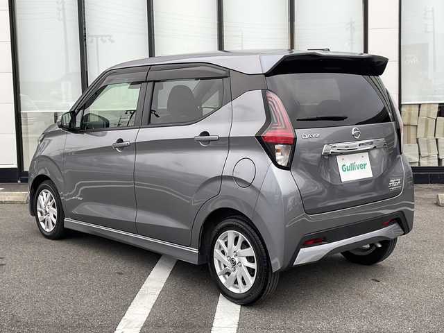 日産 デイズ HWS X プロパイロットED 岐阜県 2019(平31)年 6.1万km チタニウムグレーメタリック 登録時走行距離61052km/社外SDナビ/フルセグTV/全方位カメラ/社外フロアマット/純正アルミホイール/ドアバイザー/ベンチシート/フルフラットシート/ウィンカーミラー/LEDヘッドライト/オートライト/プッシュスタート/スマートキー/クルーズコントロール/コーナーセンサー/ABS/横滑り防止装置/エアバッグW/衝突被害軽減システム