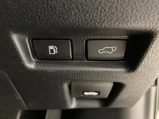 レクサス ＵＸ 250h ブラウンエディション 熊本県 2020(令2)年 1.8万km アンバークリスタルシャイン 純正ナビ/フルセグTV/Blu-ray/Bluetooth/SD/AUX/SD/バックカメラ/純正18インチアルミホイール/スマートキー/プッシュスタート/ETC2.0/前席パワーシート/シートヒーター/ハンドルヒーター/前後ドライブレコーダー/レーントレーシングアシスト/プリクラッシュセーフティ/ブラインドスポットモニター/パーキングサポートアラート/ロードサインアシスト/先行車発進告知/オートマチックハイビーム/合皮シート/パワーバックドア/LEDヘッドライト/フォグライト/【特別仕様車 “Brown Edition”】