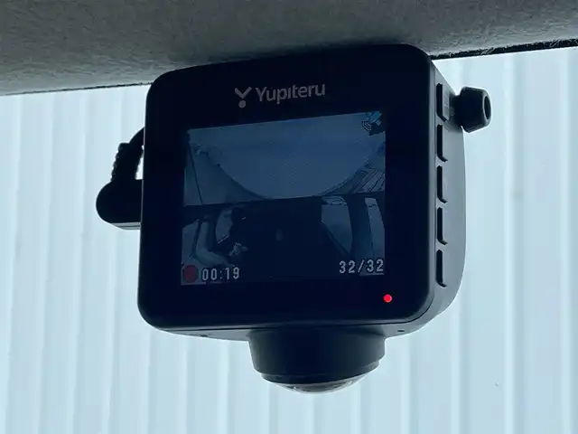 ダイハツ タント X SA Ⅲ 滋賀県 2017(平29)年 7.4万km ファイアークォーツレッドM 社外メモリナビ/(CD DVD フルセグTV Bluetooth)/バックカメラ/衝突軽減ブレーキ/片側パワースライドドア/シートヒーター/ベンチシート/アイドリングストップ/オートヘッドライト/オートマチックハイビーム/ドライブレコーダー/ETC/スマートキー/プッシュスタート/ステアリングリモコン/電動格納ミラー/ドアバイザー/純正フロアマット