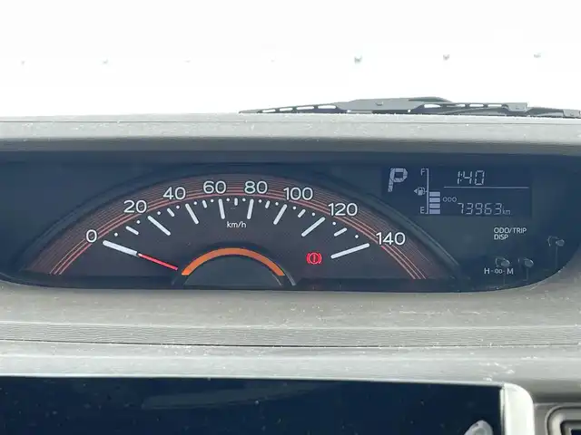 ダイハツ タント X SA Ⅲ 滋賀県 2017(平29)年 7.4万km ファイアークォーツレッドM 社外メモリナビ/(CD DVD フルセグTV Bluetooth)/バックカメラ/衝突軽減ブレーキ/片側パワースライドドア/シートヒーター/ベンチシート/アイドリングストップ/オートヘッドライト/オートマチックハイビーム/ドライブレコーダー/ETC/スマートキー/プッシュスタート/ステアリングリモコン/電動格納ミラー/ドアバイザー/純正フロアマット