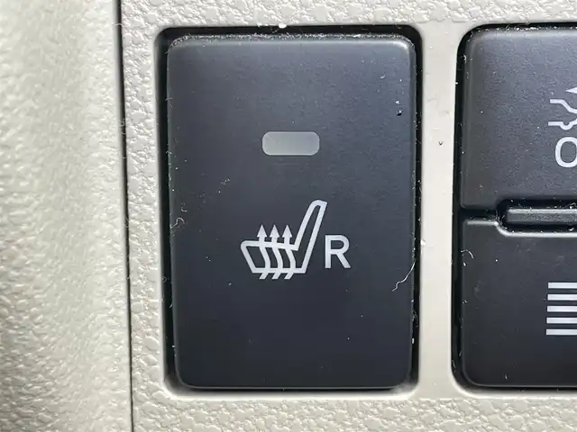 ダイハツ タント X SA Ⅲ 滋賀県 2017(平29)年 7.4万km ファイアークォーツレッドM 社外メモリナビ/(CD DVD フルセグTV Bluetooth)/バックカメラ/衝突軽減ブレーキ/片側パワースライドドア/シートヒーター/ベンチシート/アイドリングストップ/オートヘッドライト/オートマチックハイビーム/ドライブレコーダー/ETC/スマートキー/プッシュスタート/ステアリングリモコン/電動格納ミラー/ドアバイザー/純正フロアマット