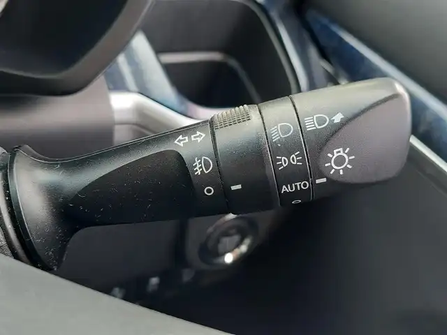 ダイハツ ムーヴ カスタム X ハイパー SA 東京都 2015(平27)年 6.3万km パールホワイトⅢ 社外ナビ/Bluetooth/純正アルミホイール/ETC/ドライブレコーダー/ラバーマット/LEDヘッドライト/フルセグテレビ/フロントフォグランプ/アイドリングストップ/衝突軽減ブレーキ/横滑り防止装置