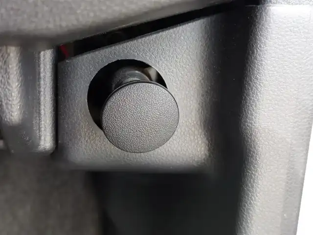 ダイハツ ムーヴ カスタム X ハイパー SA 東京都 2015(平27)年 6.3万km パールホワイトⅢ 社外ナビ/Bluetooth/純正アルミホイール/ETC/ドライブレコーダー/ラバーマット/LEDヘッドライト/フルセグテレビ/フロントフォグランプ/アイドリングストップ/衝突軽減ブレーキ/横滑り防止装置