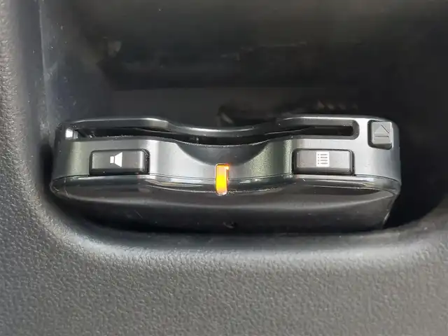 ダイハツ ムーヴ カスタム X ハイパー SA 東京都 2015(平27)年 6.3万km パールホワイトⅢ 社外ナビ/Bluetooth/純正アルミホイール/ETC/ドライブレコーダー/ラバーマット/LEDヘッドライト/フルセグテレビ/フロントフォグランプ/アイドリングストップ/衝突軽減ブレーキ/横滑り防止装置