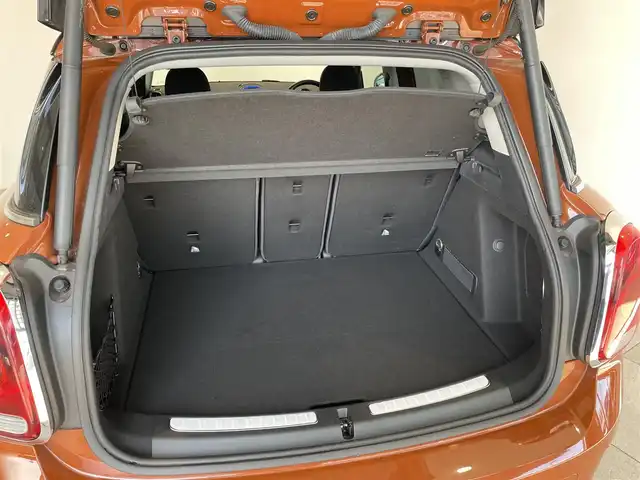 ＭＩＮＩ ミニ クロスオーバー クーパー D 愛知県 2019(平31)年 5.8万km チェスナットブラウン ペッパーＰＫＧ　/コンフォートアクセス　/アダプティブクルーズコントロール　/純正ナビ　/Ｂｌｕｅｔｏｏｔｈ　/バックカメラ　/パークディスタンスコントロール　/ドライブレコーダー　/ＥＴＣ　/パワーバックドア/プッシュスタート/アイドリングストップ