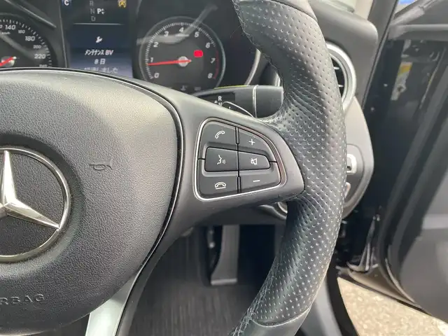 メルセデス・ベンツ Ｃ２００ ステーションワゴンアバンギャルド 福岡県 2015(平27)年 6.2万km オブシディアンブラック ・アダプティブクルーズコントロール/・純正ナビ／ＢＴ／ＵＳＢ/・バックカメラ/・ハーフレザーシート／シートヒーター/・フルセグＴＶ/・ＥＴＣ/・純正１７ＡＷ/・ＬＥＤライト/・パワーバックドア