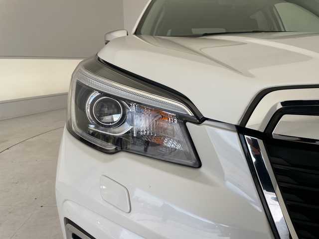 スバル フォレスター ハイブリッド アドバンス 愛知県 2019(令1)年 6.1万km WRブルーパール アイサイト/純正8型ナビ/レーダークルーズコントロール/バックカメラ/パワーシート/コーナーセンサー/純正アルミホイール/ルーフレール/４WD/LEDヘッドライト/パドルシフト/ステアリングヒーター/ブラインドスポットモニター/ETC/衝突軽減システム/フルセグ/CD DVD/Bluetooth/ステアリングスイッチ/スマートキー/プッシュスタート