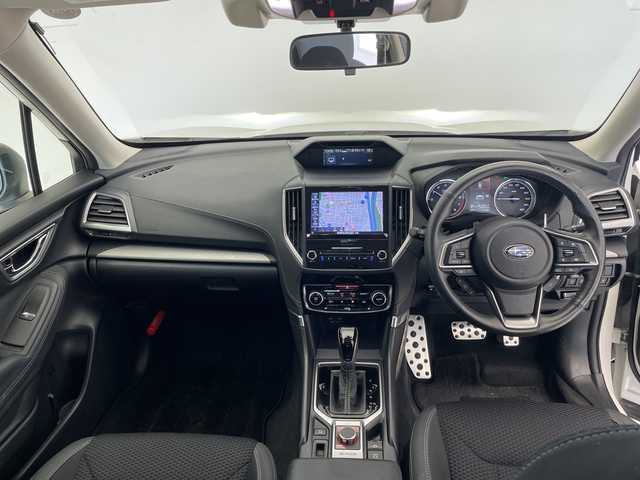 スバル フォレスター ハイブリッド アドバンス 愛知県 2019(令1)年 6.1万km WRブルーパール アイサイト/純正8型ナビ/レーダークルーズコントロール/バックカメラ/パワーシート/コーナーセンサー/純正アルミホイール/ルーフレール/４WD/LEDヘッドライト/パドルシフト/ステアリングヒーター/ブラインドスポットモニター/ETC/衝突軽減システム/フルセグ/CD DVD/Bluetooth/ステアリングスイッチ/スマートキー/プッシュスタート