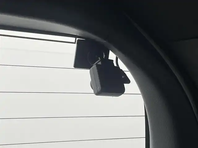 トヨタ ヴォクシー ZS 煌Ⅲ 岡山県 2021(令3)年 3.7万km ホワイトパールクリスタルシャイン アルパインナビ/７WNX/（CD/DVD/TV/BT)/アルパイン10.1インチ後席モニター/バックカメラ/両側パワースライドドア/クルーズコントロール/ビルトインETC/LEDヘッドライト/フォグランプ/オートライト/ハーフレザーシート/前後ドライブレコーダー