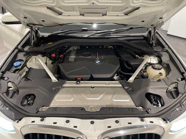 ＢＭＷ Ｘ４ xDrive 30i Mスポーツ 新潟県 2019(平31)年 4.3万km 白 電動パノラマ・ガラス・サンルーフ/BMWライブ・コックピット/ー 12.3インチ マルチ・ディスプレイ・メーター・パネル/ー 10.25インチワイド・コントロール・ディスプレイ/ー HDDナビゲーション・システム/パーキングアシストプラス/ー PDC／パーク・ディスタンス・コントロール/ー パーキング・アシスト/ートップ・ビュー+3Dビュー/ー サイド・ビュー・カメラ/ー リヤ・ビュー・カメラ/ドライビングアシストプラス/ー ACC／アクティブ・クルーズ・コントロール/ー ステアリング&レーン・コントロール・アシスト/ー レーン・ディパーチャー・ウォーニング/ー レーン・チェンジ・ウォーニング/ー アクティブ・サイド・コリジョン・プロテクション/ー 前車接近警告機能/ー 衝突回避・被害軽減ブレーキ/ー 事故回避アシスト/ー 後車衝突警告機能/ー クロストラフィックウォーニング/BMWヘッドアップ・ディスプレイ/パワーシート/ミラー一体型ETC