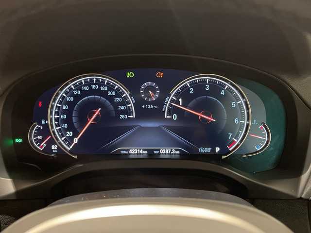 ＢＭＷ Ｘ４ xDrive 30i Mスポーツ 新潟県 2019(平31)年 4.3万km 白 電動パノラマ・ガラス・サンルーフ/BMWライブ・コックピット/ー 12.3インチ マルチ・ディスプレイ・メーター・パネル/ー 10.25インチワイド・コントロール・ディスプレイ/ー HDDナビゲーション・システム/パーキングアシストプラス/ー PDC／パーク・ディスタンス・コントロール/ー パーキング・アシスト/ートップ・ビュー+3Dビュー/ー サイド・ビュー・カメラ/ー リヤ・ビュー・カメラ/ドライビングアシストプラス/ー ACC／アクティブ・クルーズ・コントロール/ー ステアリング&レーン・コントロール・アシスト/ー レーン・ディパーチャー・ウォーニング/ー レーン・チェンジ・ウォーニング/ー アクティブ・サイド・コリジョン・プロテクション/ー 前車接近警告機能/ー 衝突回避・被害軽減ブレーキ/ー 事故回避アシスト/ー 後車衝突警告機能/ー クロストラフィックウォーニング/BMWヘッドアップ・ディスプレイ/パワーシート/ミラー一体型ETC