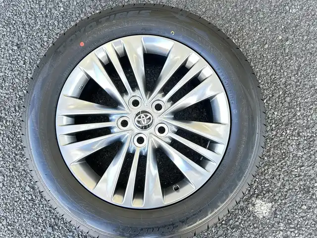 トヨタ アルファード Z 埼玉県 2024(令6)年 0.4万km プラチナホワイトパールマイカ ・ワンオーナー　/・パノラマルーフ　/・モデリスタエアロ　/・ユニバーサルステップ　/・WALD21インチアルミ（ジェニュインラインF-００１）/21インチ　　9.0J　/・純正アルミサマータイヤ付き車載　/・トヨタチームメイト　/・純正ナビTV　/・13.2インチ有機ELフリップダウンモニター　/・TVキャンセラー/・アラウンドビューモニター/・ETC２．０/・ヘットアップディスプレイ/・デジタルインナミラー/・前後ドライブレコーダー/・リアフィルム施工/・スマートキー×２/・プッシュスタート/・保証書/・取説