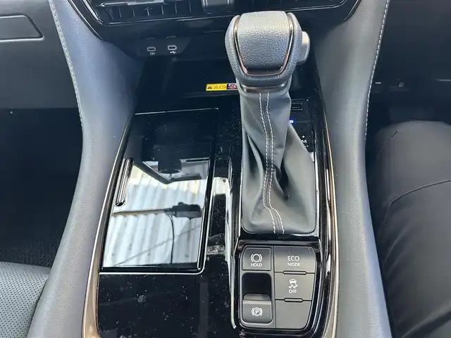 トヨタ アルファード Z 埼玉県 2024(令6)年 0.4万km プラチナホワイトパールマイカ ・ワンオーナー　/・パノラマルーフ　/・モデリスタエアロ　/・ユニバーサルステップ　/・WALD21インチアルミ（ジェニュインラインF-００１）/21インチ　　9.0J　/・純正アルミサマータイヤ付き車載　/・トヨタチームメイト　/・純正ナビTV　/・13.2インチ有機ELフリップダウンモニター　/・TVキャンセラー/・アラウンドビューモニター/・ETC２．０/・ヘットアップディスプレイ/・デジタルインナミラー/・前後ドライブレコーダー/・リアフィルム施工/・スマートキー×２/・プッシュスタート/・保証書/・取説