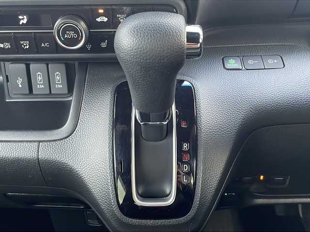 ホンダ Ｎ ＢＯＸ カスタム G L ホンダセンシング 茨城県 2020(令2)年 2.9万km クリスタルブラックパール ホンダセンシング/Gathers8インチナビ BT/フルセグ/AM/FM/APPLE CAR PLAY/両側パワスラ/ステアリングスイッチ/アクティブクルーズコントロール/シートヒーター/アイドリングストップ/コーナーセンサー/アイドリングストップ/純正フロアマット/純正アルミホイール/LEDオートライト/USBポート/バックカメラ/ETC/スマートキー