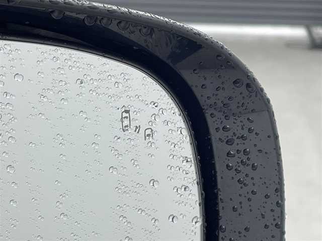 三菱 アウトランダー ＰＨＥＶ G 大分県 2019(平31)年 4.1万km シルキーホワイト 社外ナビ/（CD/DVD/BT/フルセグ）/全方位カメラ/衝突軽減ブレーキ/レーダークルーズコントロール/レーンキープアシスト/BSM/オートマチックハイビーム/D席パワーシート/前席シートヒーター/パワーバックドア/ステアリングヒーター/パドルシフト/前方ドライブレコーダー/電子パーキング/オートホールド/純正18インチアルミホイール/社外フロアマット/車両取扱説明書/保証書/スペアキー