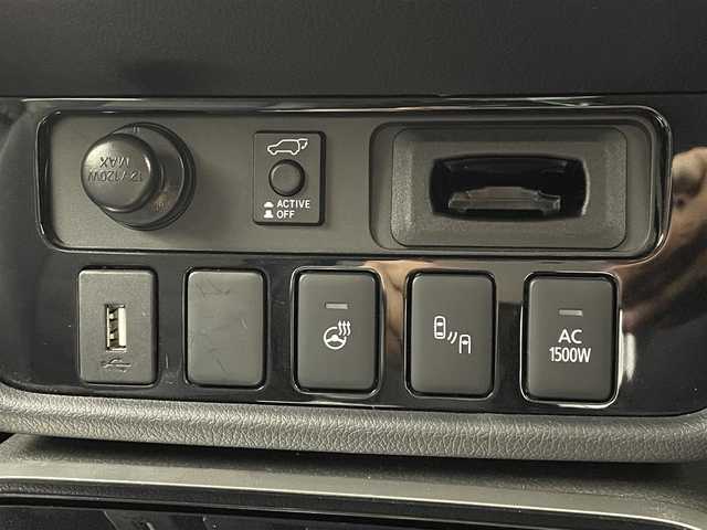 三菱 アウトランダー ＰＨＥＶ G 大分県 2019(平31)年 4.1万km シルキーホワイト 社外ナビ/（CD/DVD/BT/フルセグ）/全方位カメラ/衝突軽減ブレーキ/レーダークルーズコントロール/レーンキープアシスト/BSM/オートマチックハイビーム/D席パワーシート/前席シートヒーター/パワーバックドア/ステアリングヒーター/パドルシフト/前方ドライブレコーダー/電子パーキング/オートホールド/純正18インチアルミホイール/社外フロアマット/車両取扱説明書/保証書/スペアキー