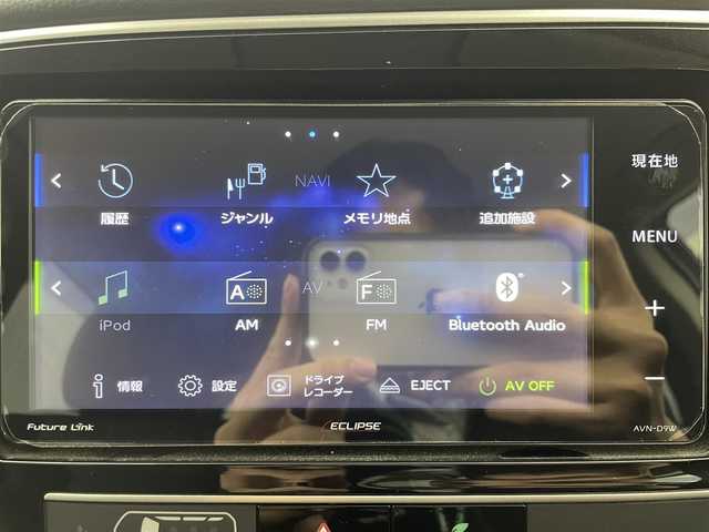 三菱 アウトランダー ＰＨＥＶ G 大分県 2019(平31)年 4.1万km シルキーホワイト 社外ナビ/（CD/DVD/BT/フルセグ）/全方位カメラ/衝突軽減ブレーキ/レーダークルーズコントロール/レーンキープアシスト/BSM/オートマチックハイビーム/D席パワーシート/前席シートヒーター/パワーバックドア/ステアリングヒーター/パドルシフト/前方ドライブレコーダー/電子パーキング/オートホールド/純正18インチアルミホイール/社外フロアマット/車両取扱説明書/保証書/スペアキー