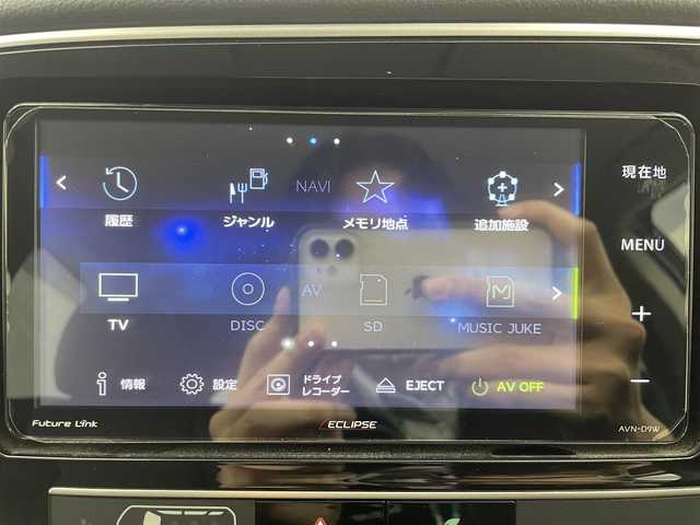 三菱 アウトランダー ＰＨＥＶ G 大分県 2019(平31)年 4.1万km シルキーホワイト 社外ナビ/（CD/DVD/BT/フルセグ）/全方位カメラ/衝突軽減ブレーキ/レーダークルーズコントロール/レーンキープアシスト/BSM/オートマチックハイビーム/D席パワーシート/前席シートヒーター/パワーバックドア/ステアリングヒーター/パドルシフト/前方ドライブレコーダー/電子パーキング/オートホールド/純正18インチアルミホイール/社外フロアマット/車両取扱説明書/保証書/スペアキー