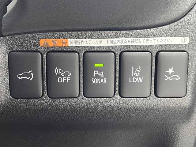 三菱 アウトランダー ＰＨＥＶ G 大分県 2019(平31)年 4.1万km シルキーホワイト 社外ナビ/（CD/DVD/BT/フルセグ）/全方位カメラ/衝突軽減ブレーキ/レーダークルーズコントロール/レーンキープアシスト/BSM/オートマチックハイビーム/D席パワーシート/前席シートヒーター/パワーバックドア/ステアリングヒーター/パドルシフト/前方ドライブレコーダー/電子パーキング/オートホールド/純正18インチアルミホイール/社外フロアマット/車両取扱説明書/保証書/スペアキー