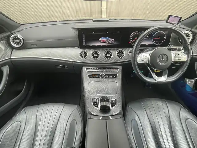 メルセデス・ベンツ ＣＬＳ２２０ｄ スポーツ エクスクルーシブPKG 香川県 2019(令1)年 4.3万km オブシディアンブラック 純正ナビ（BT、USB、Car Play）/360度カメラ/セーフティパッケージ/　（ACC/レーンキープアシスト、衝突軽減）/黒レザーシート/メモリー付パワーシート/全席シートヒーター/前席エアーシート/ブルメスター/前後ドライブレコーダー/GPSレーダー探知機/サンルーフ/パワーバックドア/19インチAW