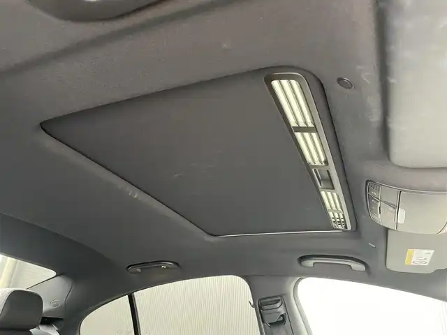 メルセデス・ベンツ ＣＬＳ２２０ｄ スポーツ エクスクルーシブPKG 香川県 2019(令1)年 4.3万km オブシディアンブラック 純正ナビ（BT、USB、Car Play）/360度カメラ/セーフティパッケージ/　（ACC/レーンキープアシスト、衝突軽減）/黒レザーシート/メモリー付パワーシート/全席シートヒーター/前席エアーシート/ブルメスター/前後ドライブレコーダー/GPSレーダー探知機/サンルーフ/パワーバックドア/19インチAW
