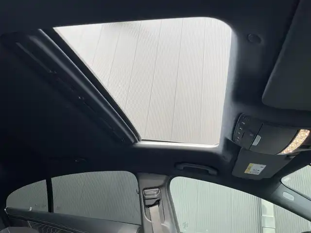 メルセデス・ベンツ ＣＬＳ２２０ｄ スポーツ エクスクルーシブPKG 香川県 2019(令1)年 4.3万km オブシディアンブラック 純正ナビ（BT、USB、Car Play）/360度カメラ/セーフティパッケージ/　（ACC/レーンキープアシスト、衝突軽減）/黒レザーシート/メモリー付パワーシート/全席シートヒーター/前席エアーシート/ブルメスター/前後ドライブレコーダー/GPSレーダー探知機/サンルーフ/パワーバックドア/19インチAW