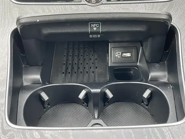 メルセデス・ベンツ ＣＬＳ２２０ｄ スポーツ エクスクルーシブPKG 香川県 2019(令1)年 4.3万km オブシディアンブラック 純正ナビ（BT、USB、Car Play）/360度カメラ/セーフティパッケージ/　（ACC/レーンキープアシスト、衝突軽減）/黒レザーシート/メモリー付パワーシート/全席シートヒーター/前席エアーシート/ブルメスター/前後ドライブレコーダー/GPSレーダー探知機/サンルーフ/パワーバックドア/19インチAW