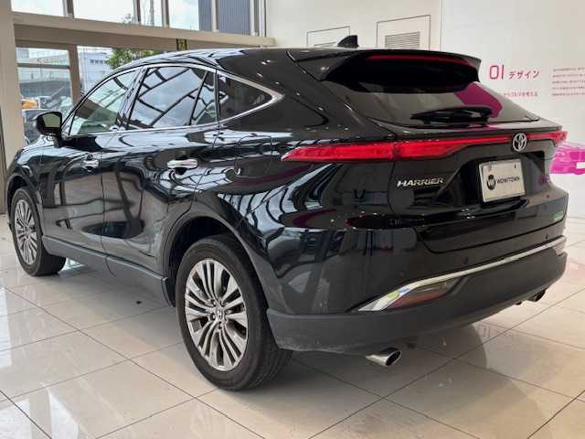トヨタ ハリアー Z 埼玉県 2020(令2)年 7.8万km ブラック トヨタセーフティーセンス/JBLサウンド/メーカー純正メモリナビ/　　BT/フルセグ/パノラミックビューモニター/パワーバックドア/レーダークルーズコントロール/LEDオートライト/ハーフレザーシート/パワーシート/純正19インチアルミホイール/ステアリングスイッチ/インテリジェントミラー/純正ETC2.0