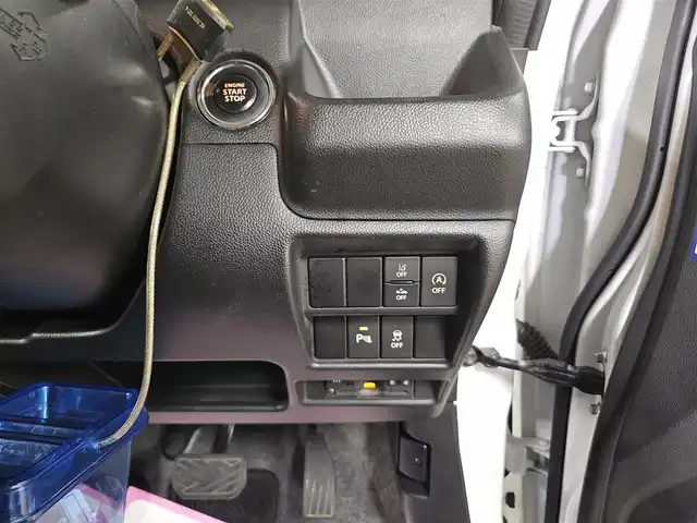 スズキ ワゴンＲ HYBRID FZ 宮崎県 2020(令2)年 4.5万km ピュアホワイトP 純正ナビ(BT/CD/DVD)/フルセグTV/ビルトインETC/パーキングセンサー/セーフティサポート/・デュアルセンサーブレーキサポート/・後退時ブレーキサポート/・ハイビームアシスト機能/・誤発進抑制機能(前後)/・車線逸脱警報機能/・ふらつき警報機能/・先行車発進お知らせ機能/LEDヘッドランプ/オートライト/オートエアコン/本革巻きステアリング/ステアリングスイッチ/運転席シートヒーター/純正14インチアルミホイール/キーレスプッシュスタートシステム/禁煙車