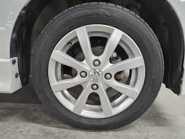 スズキ ワゴンＲ HYBRID FZ 宮崎県 2020(令2)年 4.5万km ピュアホワイトP 純正ナビ(BT/CD/DVD)/フルセグTV/ビルトインETC/パーキングセンサー/セーフティサポート/・デュアルセンサーブレーキサポート/・後退時ブレーキサポート/・ハイビームアシスト機能/・誤発進抑制機能(前後)/・車線逸脱警報機能/・ふらつき警報機能/・先行車発進お知らせ機能/LEDヘッドランプ/オートライト/オートエアコン/本革巻きステアリング/ステアリングスイッチ/運転席シートヒーター/純正14インチアルミホイール/キーレスプッシュスタートシステム/禁煙車