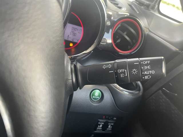 ホンダ Ｎ ＢＯＸ カスタム ターボ SSパッケージ 福岡県 2015(平27)年 9.1万km プレミアムダイナミックブルーパール (株)IDOMが運営する【じしゃロン八幡西店】の自社ローン専用車両になります。こちらは現金またはオートローンご利用時の価格です。自社ローンご希望の方は別途その旨お申付け下さい/ディーラーオプションナビ/・BLUETOOTH/・CD/・DVD/・フルセグTV/ETC/ドライブレコーダー（KLC00823）/プッシュスタート/オートライト/ドアバイザー/ISOFIX/フリップダウンモニター（VM-155EN）/シートヒーター