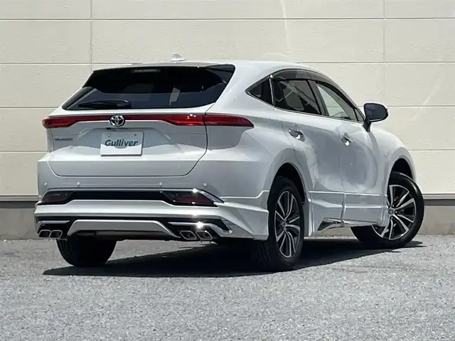 トヨタ ハリアー G 茨城県 2023(令5)年 0.5万km プラチナホワイトパールマイカ ワンオーナー/純正ナビ12.3インチナビ/保証書/取扱説明書/スペアキー/デジタルインナーミラー/ハーフレザーシート/フルセグTV/バックカメラ/LEDライト/オートライト/オートマチックハイビーム/電動リアゲート/左右独立式エアコン/モデリスタフルエアロ（前横後）/コーナーセンサー