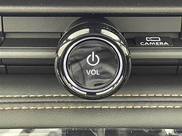 日産 セレナ e－パワー ハイウェイスター V 大阪府 2025(令7)年 0.1千km プリズムホワイト 360°セーフティ/　・アダプティブLEDヘッドライトシステム /　・360°セーフティアシスト/　・インテリジェントエマージェンシーブレーキ/　・アダプティブLEDヘッドライトシステム/　・インテリジェントDA(ふらつき警報)/　・インテリジェント LI（車線逸脱防止支援システム）+LDW（車線逸脱警報）/　・プロパイロット/　・クリアランスソナー/インテリジェントルームミラー/電動パーキングブレーキ/オートブレーキホールド/後席モニター/純正ナビ/　Bluetooth/HDMI/インテリジェントアラウンドビューモニター/バックカメラ/両側パワースライドドア/運転席側ハンズフリーオートスライドドア/LEDオートライト/ハーフレザー/純正16インチアルミホイール/スマートキー/ビルトインETC/ワイヤレス充電器/リアオートエアコン