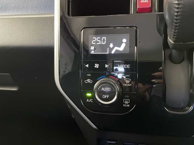 トヨタ タンク カスタムG S 長野県 2018(平30)年 2万km ブラックマイカメタリック ・4WD/・禁煙車/・ワンオーナー/・寒冷地仕様/・純正ナビ&BT&CD&TV&AUX/・両側パワースライドドア/・クルーズコントロール/・前席シートヒーター/・ドライブレコーダー/・ワイパーデアイサー/・スマートアシスト/・アイドリングストップ/・コーナーセンサー/・衝突被害軽減システム/・純正フロアマット/・LEDヘッドライト/・オートライト/・スペアキー1本/・純正エンジンスターター/・取扱説明書